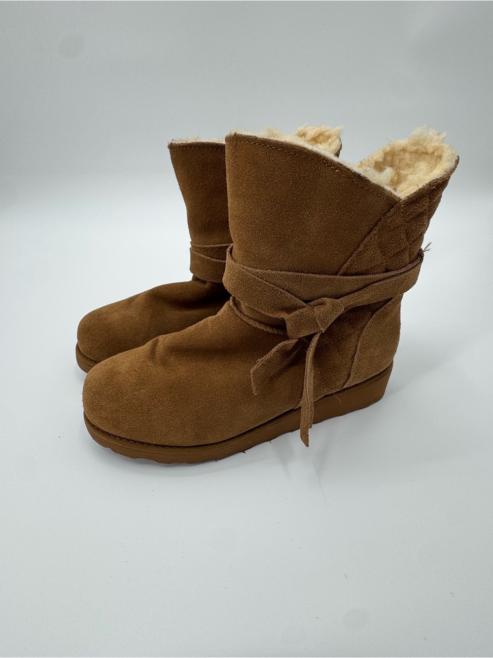 Bearpaw Hickory Suede Winter Boots with Side Bow Strap Women's Size 7